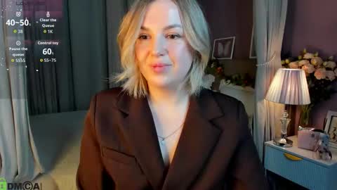 Snapshot of nikki_kai chatting on November 2025 01:04:02 AM Nikki online show from November 2025 01:04:02 AM