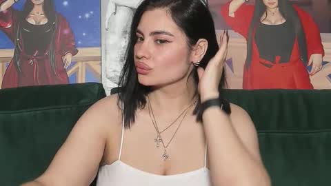 Nikki Kardashian online show from October 2025 05:10:02 PM