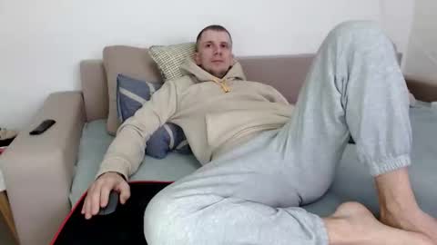 Snapshot of nikkiaadel chatting on October 2025 06:00:01 AM Nick online show from October 2025 06:00:01 AM