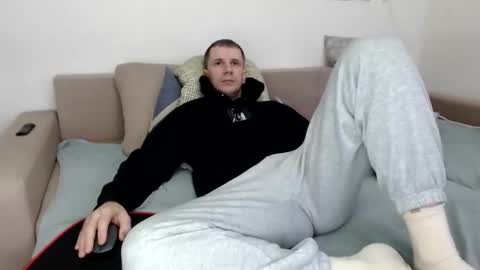 Snapshot of nikkiaadel chatting on October 2025 06:47:01 AM Nick online show from October 2025 06:47:01 AM