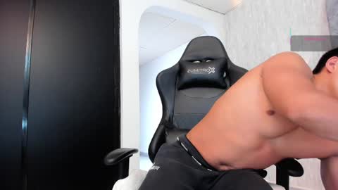 niklause_froid online show from February 2025 09:34:02 PM