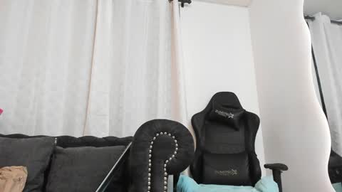 niklause_froid online show from February 2025 11:13:02 PM