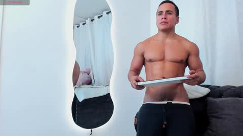 niklause_froid online show from February 2025 12:10:02 AM