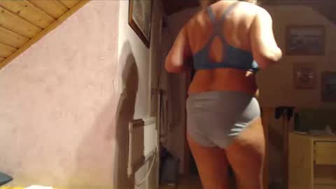 Nikole1 online show from December 2024 03:23:01 PM