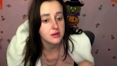 Snapshot of nikolleta_m chatting on November 2025 09:44:02 AM Nikolleta online show from November 2025 09:44:02 AM