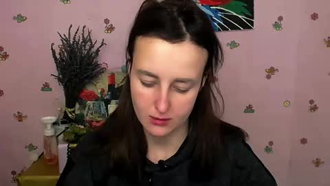 Snapshot of nikolleta_m chatting on November 2025 08:24:01 AM Nikolleta online show from November 2025 08:24:01 AM