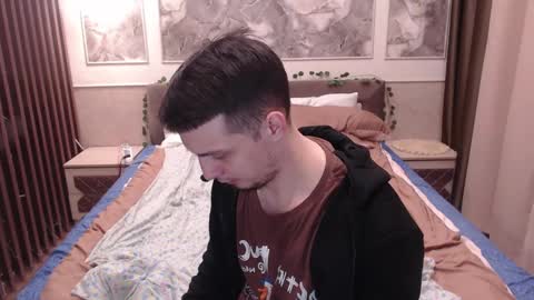 Nikolos online show from January 2025 02:01:01 AM