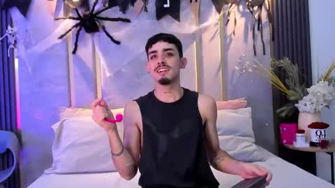 Niko Stone online show from October 2025 01:13:02 AM