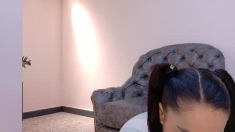  NIKY SMIT  online show from December 2024 11:36:01 AM