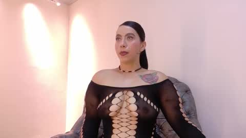  NIKY SMIT  online show from November 2025 10:48:01 AM