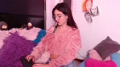 Snapshot of nikyastark chatting on December 2024 02:27:01 PM Niky A Stark online show from December 2024 02:27:01 PM