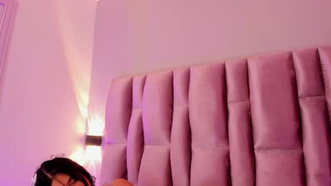 Snapshot of nikybrooks chatting on November 2025 05:35:01 PM Niky Brooks online show from November 2025 05:35:01 PM