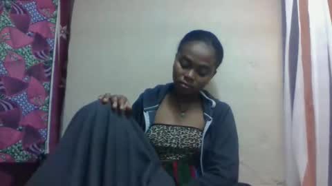 nilah online show from September 2025 12:05:02 PM