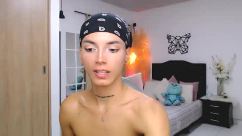 Snapshot of nilam217 chatting on February 2025 03:45:02 AM Nilam online show from February 2025 03:45:02 AM