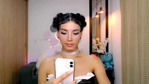 Snapshot of nilam217 chatting on March 2025 11:27:02 PM Nilam online show from March 2025 11:27:02 PM