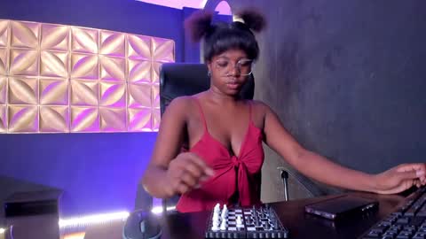 nilo solem online show from December 2024 12:45:02 PM