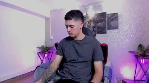 Nils online show from October 2025 02:32:01 AM