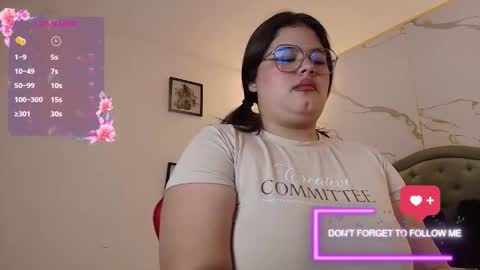 Snapshot of nina_rouge7 chatting on November 2025 01:55:01 PM N I N A online show from November 2025 01:55:01 PM