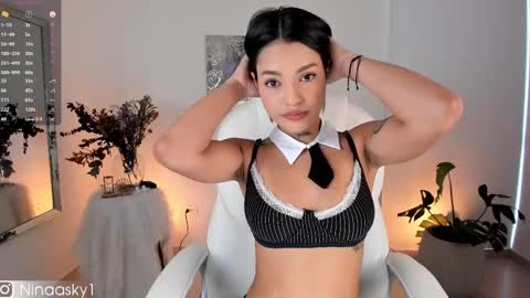    online show from February 2025 01:16:01 PM