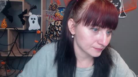 ninaflawlees online show from October 2025 12:05:02 PM