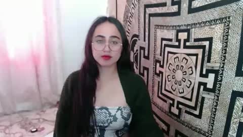 Snapshot of ninakravtz chatting on October 2025 04:59:02 PM N I N A online show from October 2025 04:59:02 PM