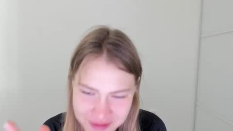 Snapshot of ninarihh chatting on October 2025 09:50:02 AM ninarihh online show from October 2025 09:50:02 AM