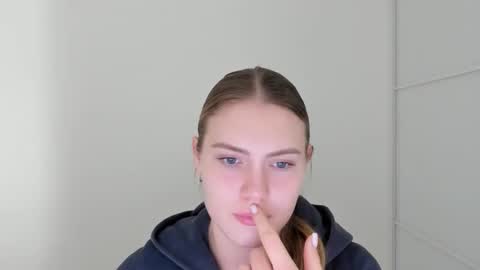 Snapshot of ninarihh chatting on November 2025 12:04:02 PM ninarihh online show from November 2025 12:04:02 PM