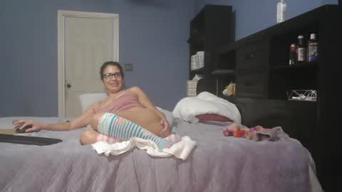 Snapshot of ninas1974 chatting on December 2024 04:55:02 AM Ninaru online show from December 2024 04:55:02 AM