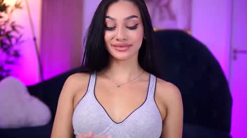 Ninna online show from October 2025 06:51:01 PM