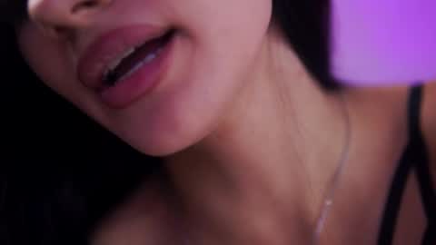 Ninna online show from October 2025 06:29:01 PM