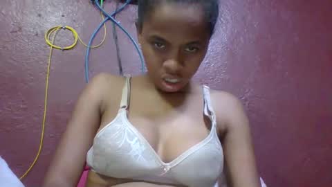 Snapshot of nirinahfy chatting on October 2025 06:18:01 PM nirinahfy online show from October 2025 06:18:01 PM