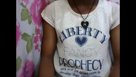 Snapshot of nirinahfy chatting on November 2025 02:55:01 AM nirinahfy online show from November 2025 02:55:01 AM