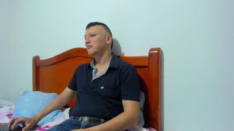 Emma - Mike online show from October 2025 03:40:01 AM