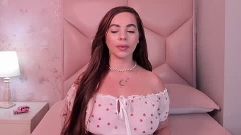   ambarsulliva  online show from January 2025 11:43:02 AM