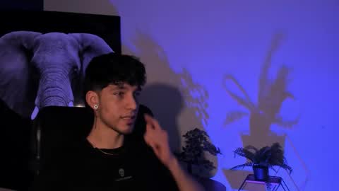 Snapshot of noah_brigth chatting on October 2025 02:53:01 AM Noah Brigth online show from October 2025 02:53:01 AM