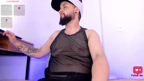 noah_devil_ online show from November 2025 02:24:02 AM