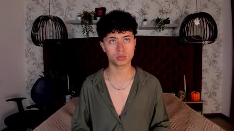 Snapshot of noah_dupont_ chatting on October 2025 11:25:01 AM noah_dupont_ online show from October 2025 11:25:01 AM