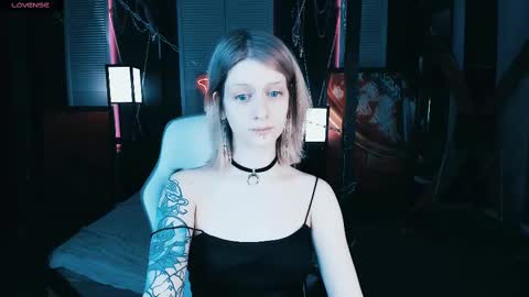REAL name LiaDM are always open online show from February 2025 04:46:01 PM