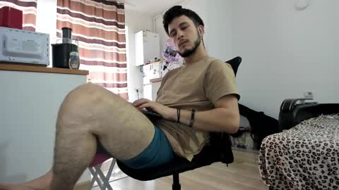 Snapshot of noah_happy07 chatting on February 2025 06:30:01 AM Noah online show from February 2025 06:30:01 AM