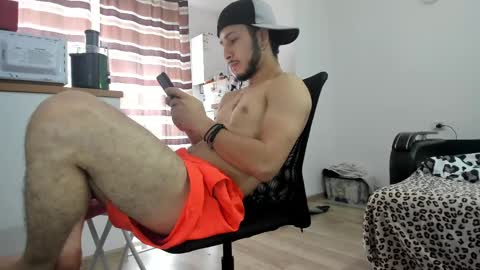 Snapshot of noah_happy07 chatting on February 2025 07:07:01 AM Noah online show from February 2025 07:07:01 AM