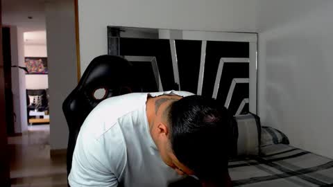 Snapshot of noah_harris01 chatting on October 2025 06:35:02 PM Noah Harris01 online show from October 2025 06:35:02 PM