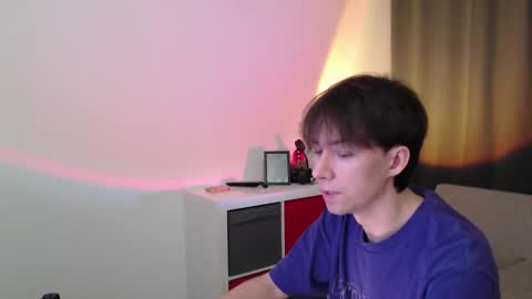 noah_lawson online show from September 2025 08:41:02 PM
