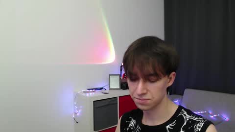 noah_lawson online show from September 2025 06:31:01 PM
