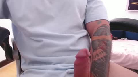 Snapshot of noahbrown23 chatting on November 2025 09:13:01 PM Noah B online show from November 2025 09:13:01 PM