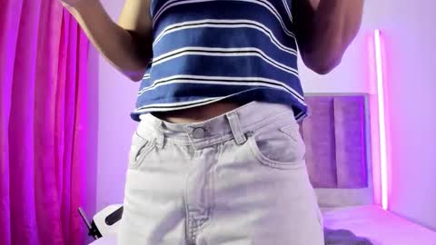 noahjhoness online show from September 2025 07:35:01 PM