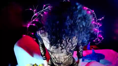 Noah Xtar online show from November 2025 05:50:02 AM