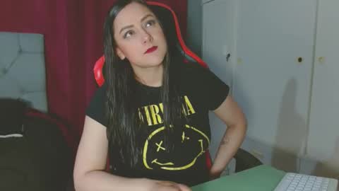 Snapshot of noamartin_ chatting on October 2025 02:10:01 AM Noamartin online show from October 2025 02:10:01 AM