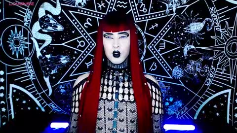 caroline online show from October 2025 12:52:02 AM