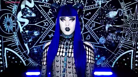 caroline online show from October 2025 05:07:02 AM