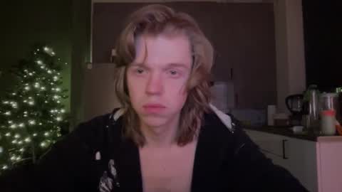 Snapshot of noel_cox chatting on January 2025 03:28:02 PM noel online show from January 2025 03:28:02 PM